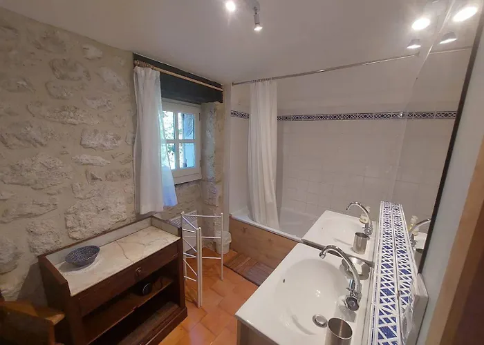 Maison En Pierre à - Clévacances 3 Clés * Laroque-Timbaut