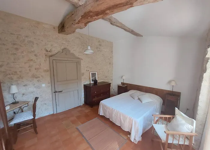 Villa Maison En Pierre à - Clévacances 3 Clés *